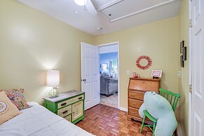 Charming Wolcott Cottage w/ Fire Pit & Mini Dock