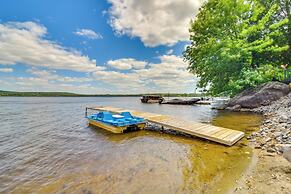 Androscoggin Lakefront Cottage, Boat Dock & Views!