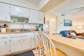 Cute Cocoa Beach Condo w/ Pool & Beach Access!
