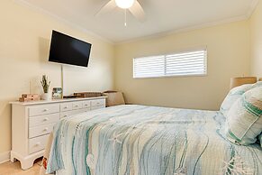 Cute Cocoa Beach Condo w/ Pool & Beach Access!