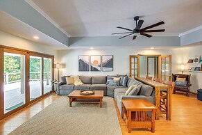 Lakefront Home w/ Deck, Near Mammoth Cave Park!