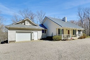 Lakefront Home w/ Deck, Near Mammoth Cave Park!