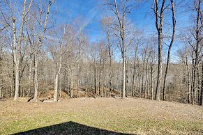 Lakefront Home w/ Deck, Near Mammoth Cave Park!