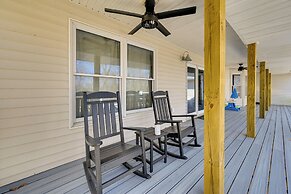 Lakefront Home w/ Deck, Near Mammoth Cave Park!