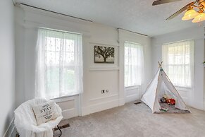 Ohio Farmhouse Retreat w/ Fire Pit & Patio