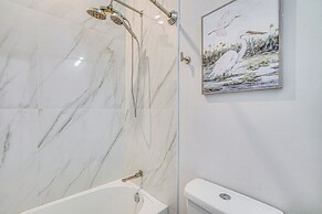 5 Mi to Beach: Family Retreat in Cape Coral