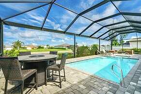 5 Mi to Beach: Family Retreat in Cape Coral