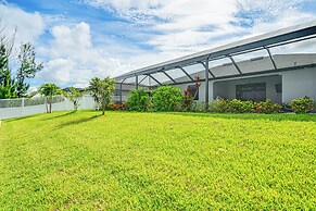 5 Mi to Beach: Family Retreat in Cape Coral