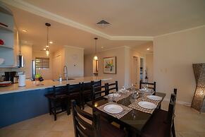 Del Mar 2J - 3bdr- 2bth Ocean View