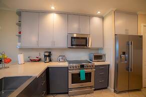 Del Mar 2J - 3bdr- 2bth Ocean View