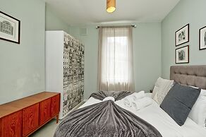 King s Cross Gem by Underthedoormat