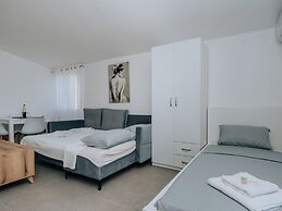 Apartments Milivojevic