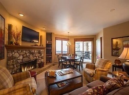 Strawberry Park Luxurious Condos Directly On The Slopes Next To Chairl