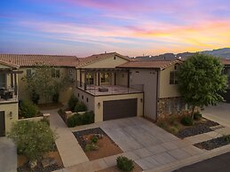 Elite Retreat #87 7 Bedroom Townhouse