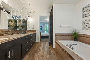 Elite Retreat #87 7 Bedroom Townhouse