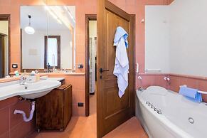 Villa Acquaviva With Pool In Perugia