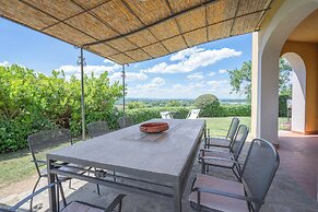 Villa Acquaviva With Pool In Perugia