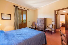 Villa Acquaviva With Pool In Perugia