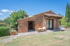 Villa Acquaviva With Pool In Perugia