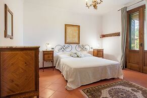 Villa Acquaviva With Pool In Perugia