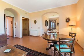 Villa Acquaviva With Pool In Perugia