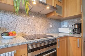 Sunset Sweet Holidays