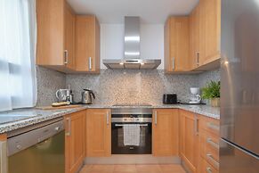 Sunset Sunshine Pool and Golf