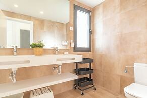 Sunset Sunshine Pool and Golf