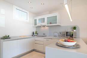 Coronado Beach Marbesa