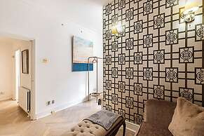 Stylish Buckingham Apartment Victoria