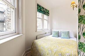 Stylish Buckingham Apartment Victoria