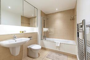 Spacious Modern Flat in Chelsea Harbour