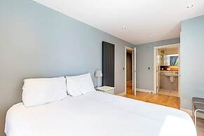 Spacious Modern Flat in Chelsea Harbour