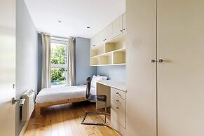 Spacious Modern Flat in Chelsea Harbour