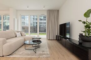 LUX Domaniewska by Renters Prestige