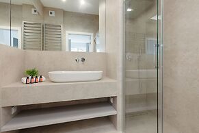 LUX Domaniewska by Renters Prestige