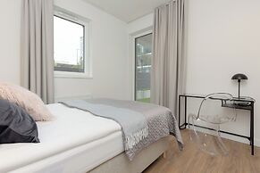 LUX Domaniewska by Renters Prestige