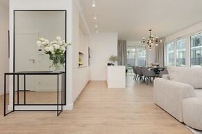 LUX Domaniewska by Renters Prestige