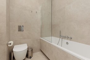 LUX Domaniewska by Renters Prestige