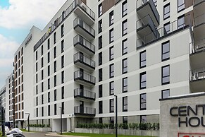 LUX Domaniewska by Renters Prestige