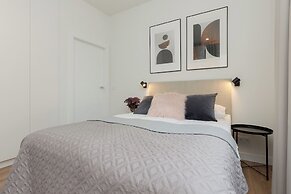 LUX Domaniewska by Renters Prestige