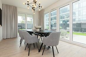 LUX Domaniewska by Renters Prestige