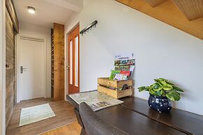 Lake View Holiday Home