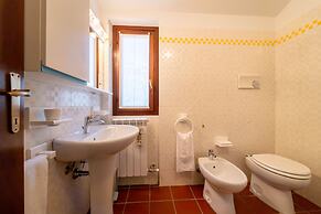 Marigold Apartment by Wonderful Italy