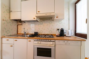 Marigold Apartment by Wonderful Italy