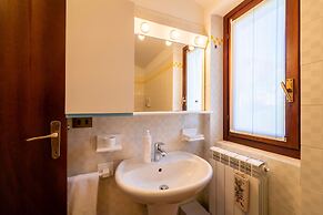 Marigold Apartment by Wonderful Italy