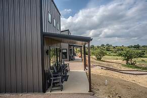 Willie In the Hill Country - Hacienda Amor