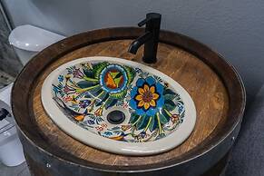 Willie In the Hill Country - Hacienda Amor