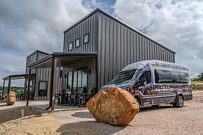 Willie In the Hill Country - Hacienda Amor