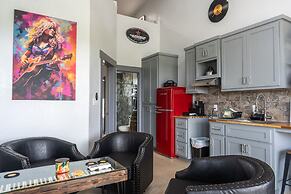 Miranda In The Hill Country - Hacienda Amor